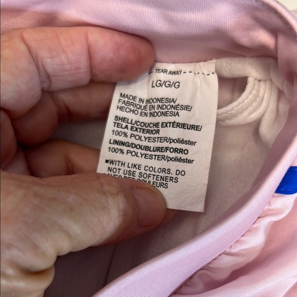 Under Armour Women's Pink‎ Athletic Shorts - Picture 9 of 9